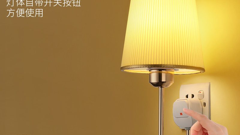 智能照明套装的价格主要由以下几部分构成：